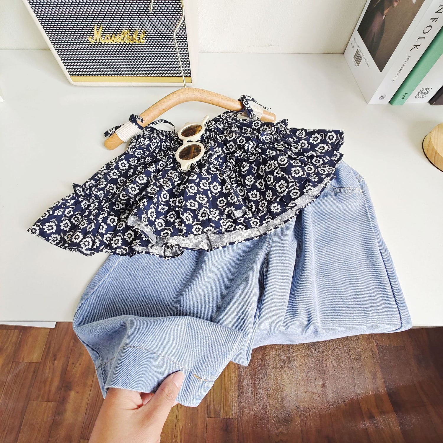 [363615] - Setelan Blouse Crop Celana Jeans Kulot Import Anak Perempuan - Motif Shadow Flower