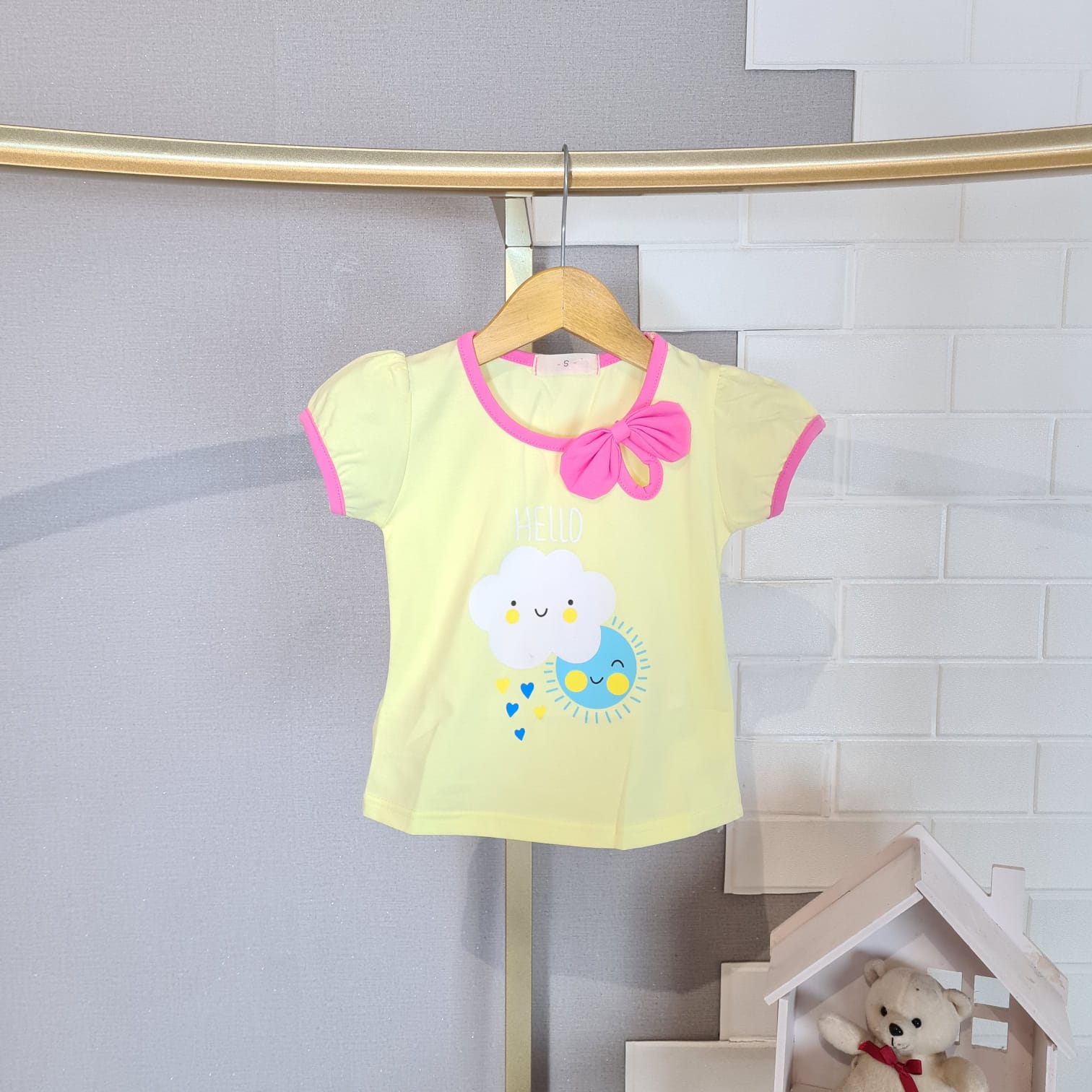 [102422] - Baju Kaos Lengan Pendek Fashion Import Anak Perempuan - Motif Hello Cloud