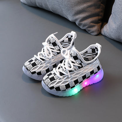 [343264] - Sepatu Knit Sneakers Tali Lampu LED Import Anak Cowok Cewek - Motif Chess Box88
